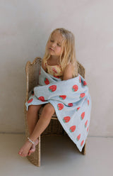 STRAWBERRY BLANKET - SKY