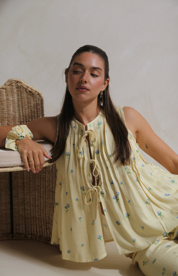 LEMON BELLE FLEUR PLEAT FRONT TIE TOP - MAMA